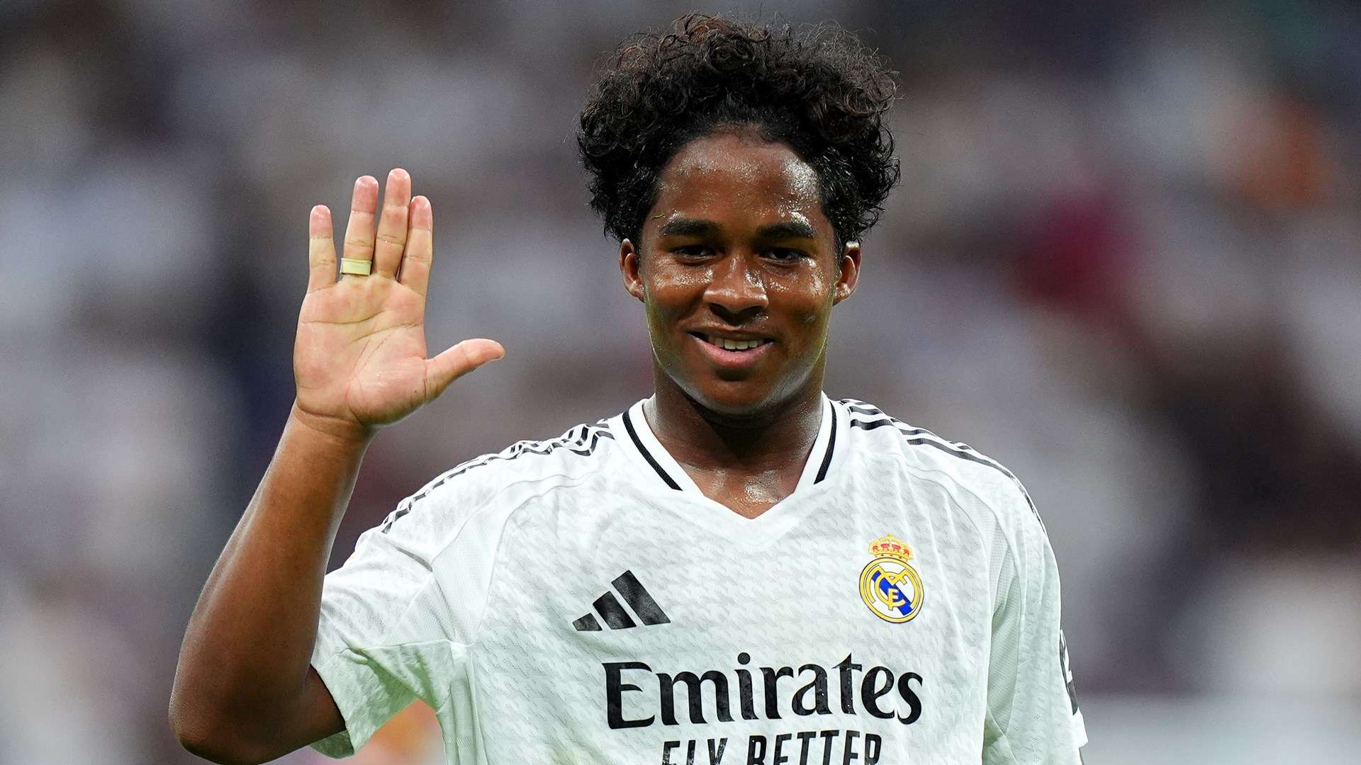 他们不仅展 他们不仅展