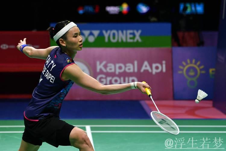 印尼羽毛球公开赛:国羽女双夺冠、女单屈居亚军 印尼羽毛球公开赛:国羽女双夺冠、女单屈居亚军